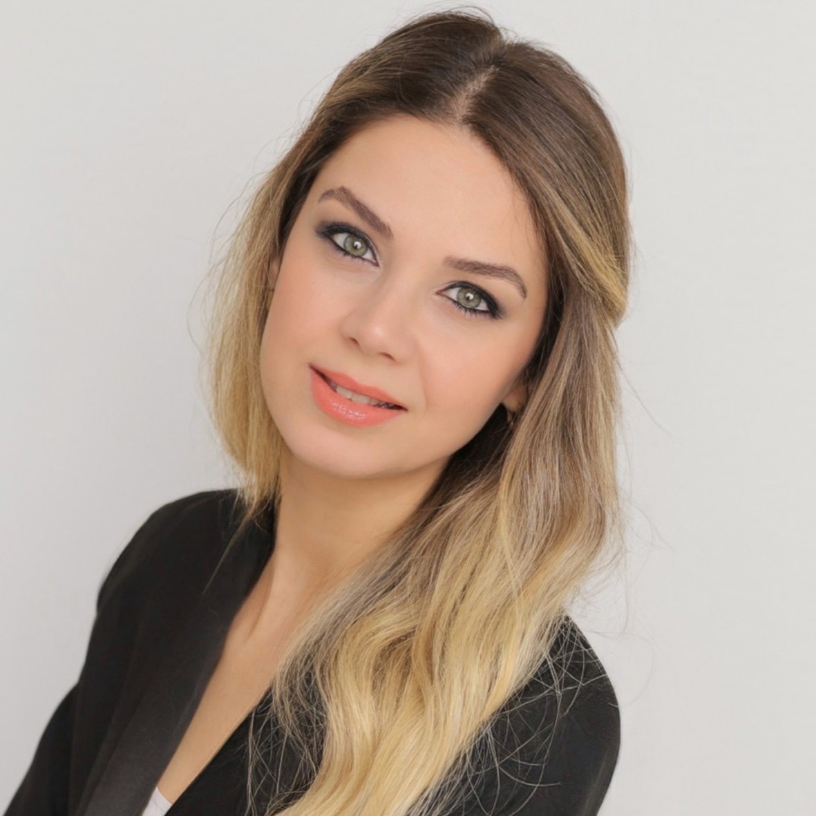 ELİF ÇOLAK